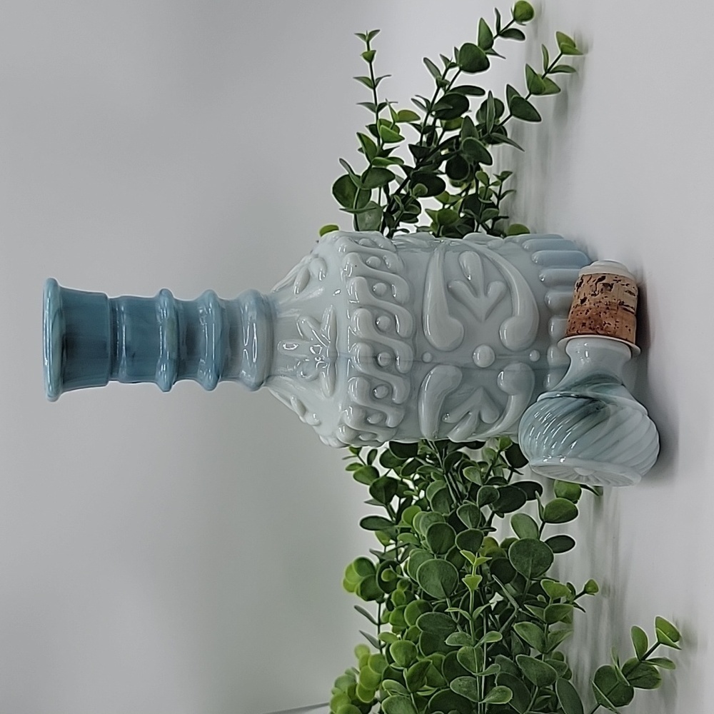 Jim Beam 1972 Milk Glass Blue Swirl Kentucky DRB 230 Liquor Decanter